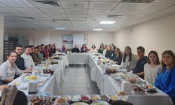 Yüksek performans gösteren sağlık çalışanlarına kahvaltı