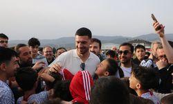 Merih Demiral, heykelini ziyaret etti