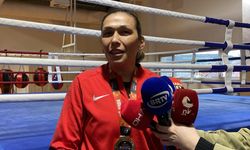 Milli boksör Elif Güneri, memleketinde coşkuyla karşılandı