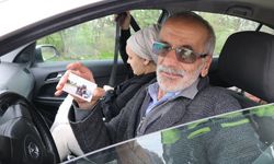 Yolcularla fotoğraf çektiren trafik polislerinden uyarı; lütfen bu güzel kareyi bozmayalım