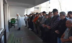 Ölüm onu teravih namazı çıkışında bulmuştu: Son yolculuğuna uğurlandı