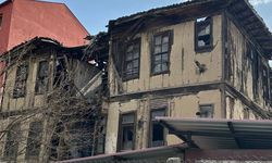 250 yıllık tarihi konağın yarısı çöktü