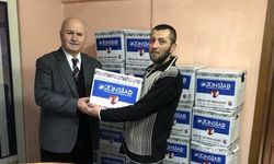 Görmemişin yardımı olmuş, herkesin gözüne sokmuş