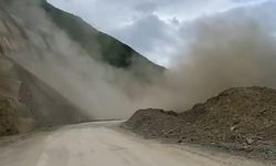Heyelan nedeniyle karayolu kapandı!