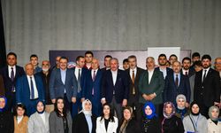 Mustafa Şentop, Gençlik Akademisi'nin konuğu oldu