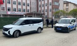 Öğretmeni darbeden 2 şüpheli adliyede