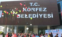 Balonlar Filistinli çocuklar için uçuruldu