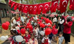 Çocuklar 23 Nisan’ı gururla kutladı
