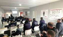 İtfaiye personeline "asansörde kurtarma" eğitimi
