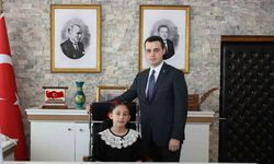 Koltuk, Zümra Aydemir’e emanet