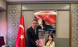 Küçük Kaymakam Duru Özer görev başında