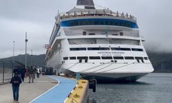 Rus turistler Amasra’ya doyamıyor