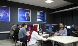 SUBÜ Bilişim Teknolojileri MYO’da yüksek kapasiteli bilgisayar laboratuvarı kuruldu