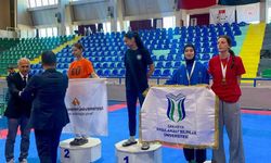 SUBÜ öğrencilerinden Taekwondo’da 3 madalya
