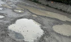 Yol değil, köstebek yuvası