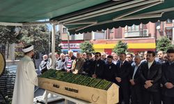 Muzaffer Akgün, gözyaşlarıyla son yolculuğuna uğurlandı