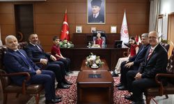 Zonguldak Valisi değişti: İlge Yılmaz makam koltuğuna oturdu