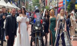 Berberler ve kuaförler festivalinde renkli görüntüler ortaya çıktı