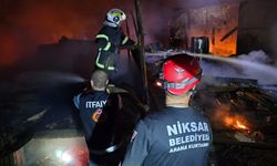 Büyük yangın: 3 ev kullanılamaz hale geldi