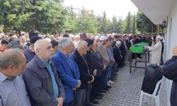 Yaya geçidinde kamyonetin çarptığı 10 yaşındaki Hasan, toprağa verildi