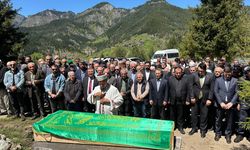 İletişim Başkanı Fahrettin Altun, amcasının cenazesine katıldı