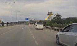 Takibe alınan minibüste 118 adet ruhsatsız av tüfeği ele geçirildi