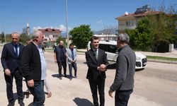 Yol yenileme çalışmaları sürüyor