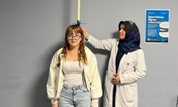 Bu sefer öğrencilerin boyunu ve kilosunu ölçtüler