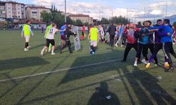 Amatör maçta sinirler gerildi, tansiyon yükseldi!