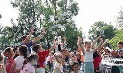 Binlerce çocuk bu şenlikte doyasıya eğlendi