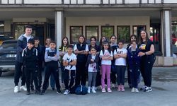 Minik yüzücülerden 35 madalya ve Türkiye şampiyonluğu