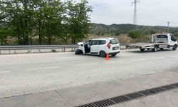 Otomobil ile tır çarpıştı
