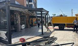 Ruhsatsız genişletilen iş yerlerine yıkım