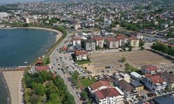 Sahile 450 araçlık otopark