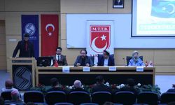 Üniversitede Doğu Türkistan paneli düzenlendi