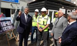 Vali Mustafa Yavuz, yapımı devam eden okullarda incelemelerde bulundu