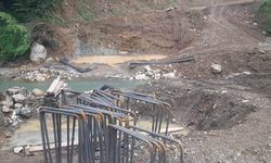 Çanakçıdere Köprüsü yapılıyor