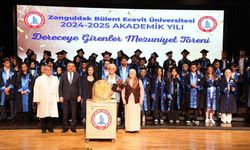 Gurur dolu mezuniyet