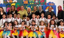 Miniklerden Anaokulu Öğretmenine Anneler Günü sürprizi