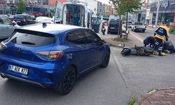 Motosiklet, otomobile çarptı: 1 kişi yaralandı