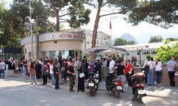YKS heyecanı, biri geç kaldı diğeri ise yanlış okula geldi