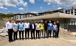 AK Parti heyeti, belediye çalışmalarını inceledi