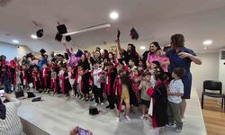 Özel minikler kep atıp mezuniyet coşkusu yaşadı