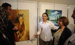 Ruh sağlığı hastalarının el emeği göz nuru eserleri sergilendi