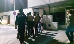 Sevgilisinden ayrılan genç sokak ortasında yaşamdan kopmak istedi!