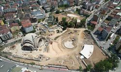 Yeni nefes: Kent meydanı yükseliyor