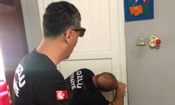 Banyoda mahsur kalan kadını itfaiye ekipleri kurtardı