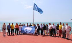 Belediye plajlarında 3’üncü kez mavi bayrak dalgalanıyor