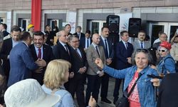 Zonguldak Garı'nda büyük coşku: Turistik Karaelmas Treni geldi