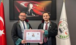 Arınç Kayınova, Zonguldak Barosu avukatı oldu